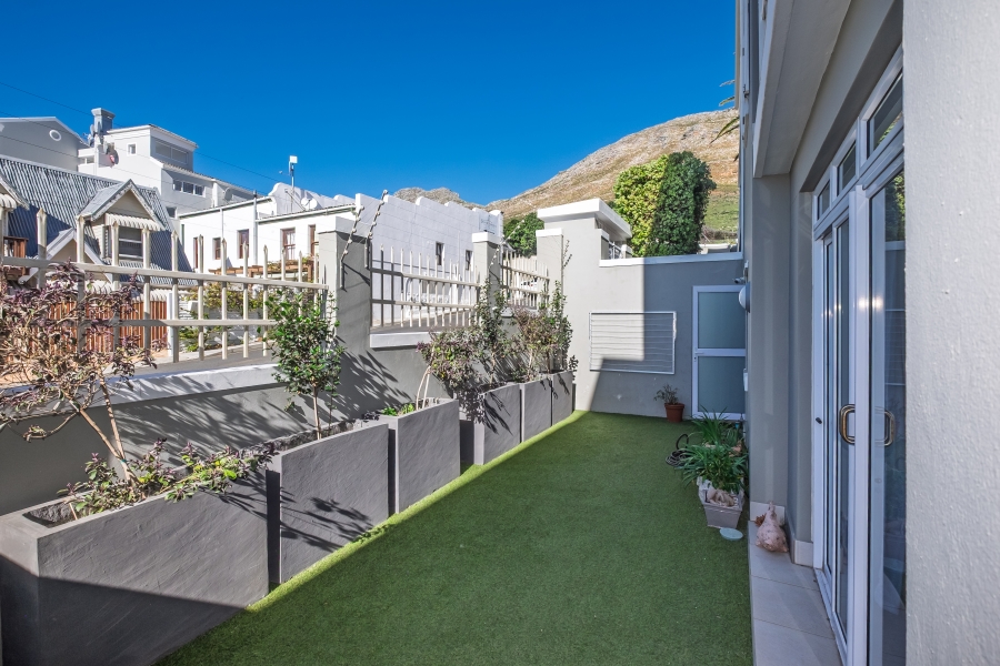 2 Bedroom Property for Sale in Simons Town Western Cape